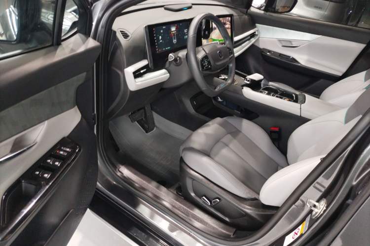 Used Changan UNI-T 2023 Second-Generation 1.5T Prestige Model
