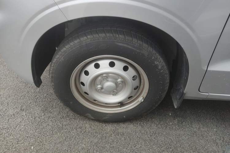 Used Wuling Hongguang V 2022 1.5L Jingqu Edition Electric-Assist LAR
