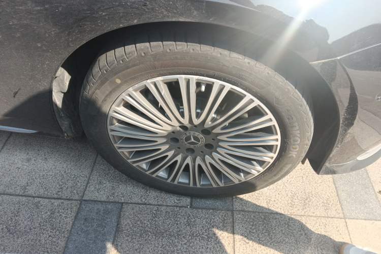 Used Mercedes-Benz E-Class 2021 Facelift E 300 L Stylish Edition
