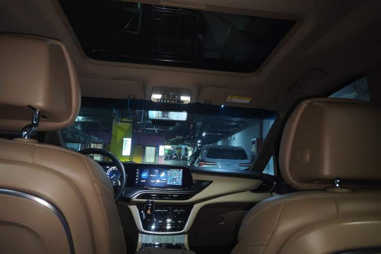 Used Buick GL8 2020 ES Land Cruiser 653T Luxury Edition
