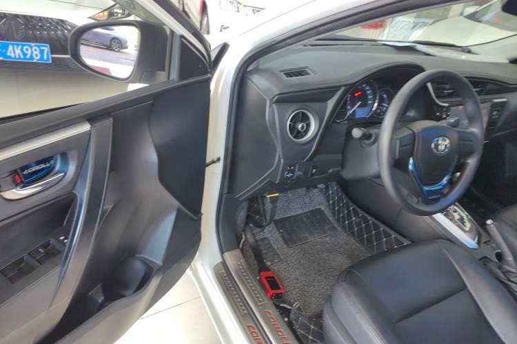 Used Toyota Corolla 2017 Revised Version 1.2T S-CVT GL
