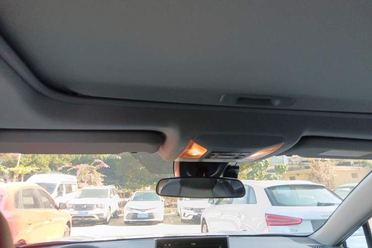 Used Toyota Wildlander 2021 2.0L CVT 4x4 Luxury Edition
