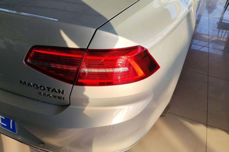 Used Volkswagen Magotan 2019 330TSI DSG Leading Model China VI Standard
