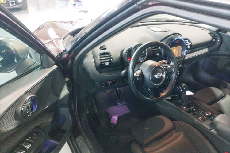 Used  Clubman 2016 Revised 1.5T COOPER
