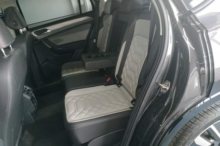 Used Volkswagen Tayron 2023 380TSI Four-Wheel Drive R-Line High-Energy Version