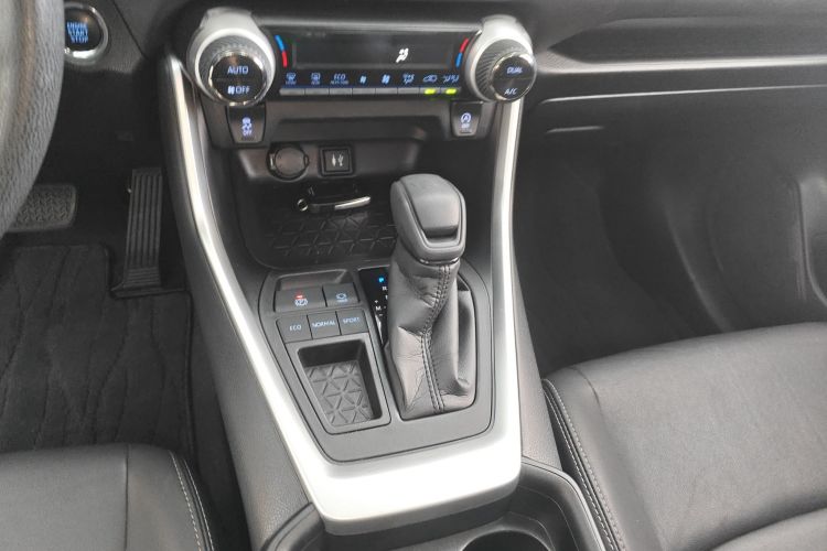 Used Toyota Wildlander 2020 2.0L CVT Two-Wheel Drive Luxury Edition