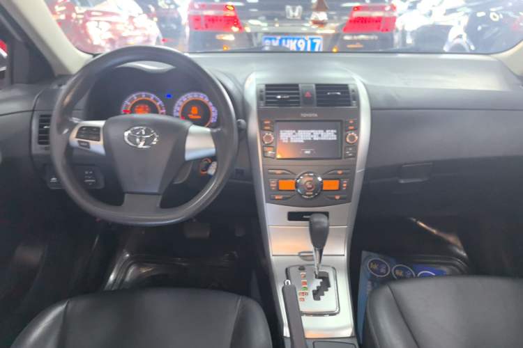 Used Toyota Corolla 2012 Luxurious Edition 1.8L CVT GL-i
