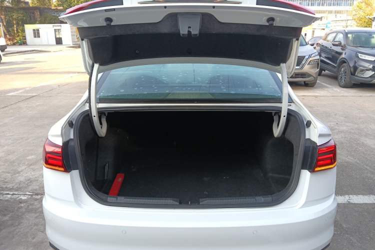 Used Volkswagen Bora 2021 1.5L Automatic Elite Smart Connect Edition
