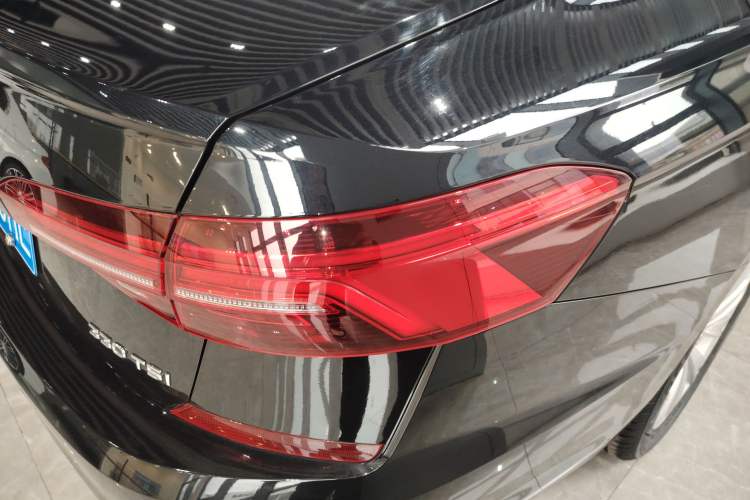 Used Volkswagen Passat 2020 330TSI Elite Edition China VI
