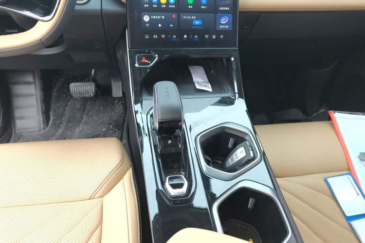 Used Geely Auto FX11 2023 1.5TD DCT Prestige Edition
