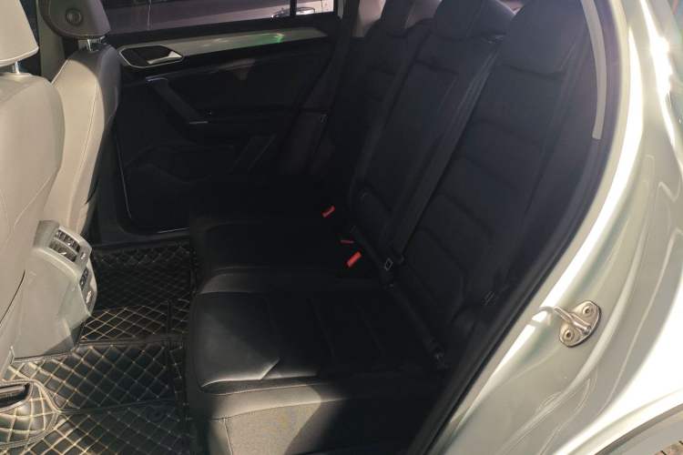 Used Volkswagen Tayron 2019 330TSI Two-Wheel Drive Luxury Model China VI Standard
