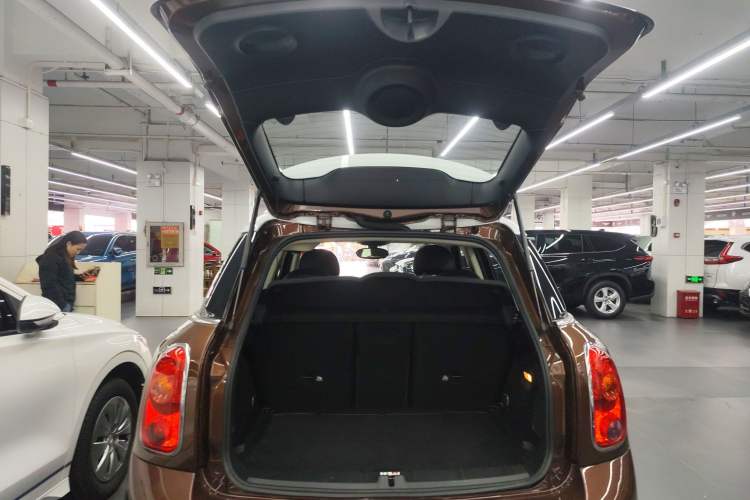 Used  Countryman 2014 1.6L COOPER Excitement
