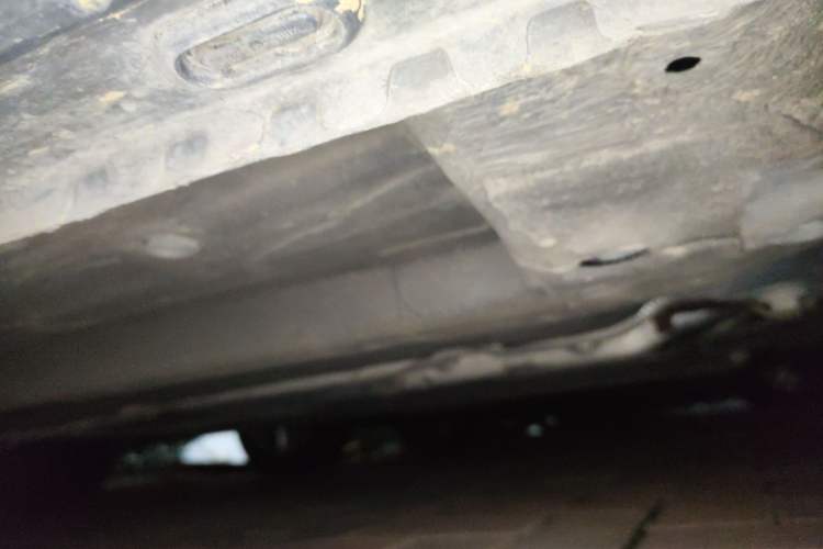 Used Roewe i5 2021 1.5L CVT Black Gold Edition
