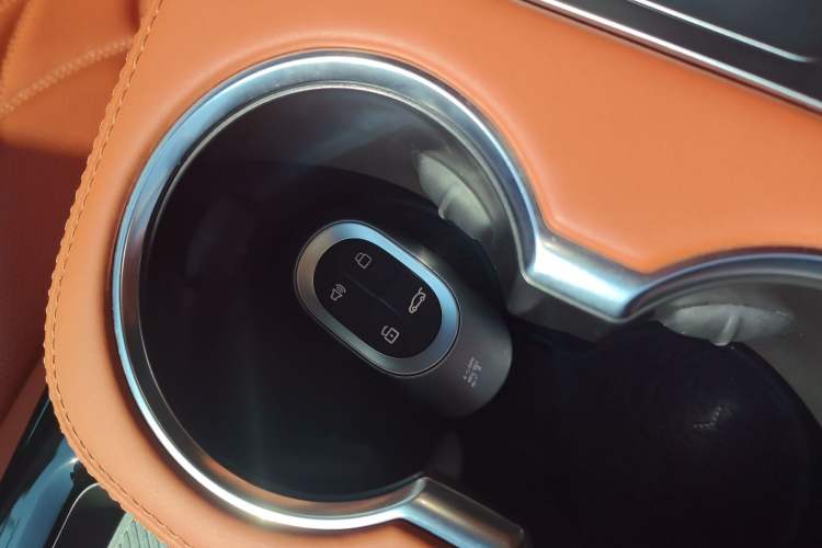 Used JETOUR Shanhai Shanhai L7 2024 1.5T 120km ULTRA 7-Seater
