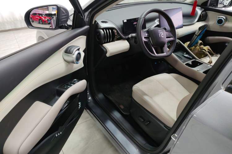 Used BYD Yuan PLUS 2025 Intelligent Driving Version 430 KM Beyond-Range Edition