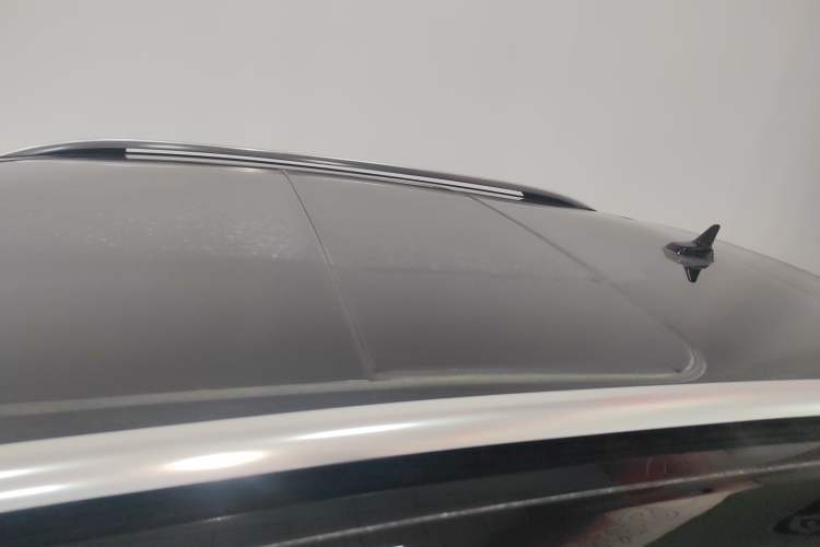 Used Volkswagen T-ROC 2023 300TSI DSG Two-Wheel Drive Starlight Edition
