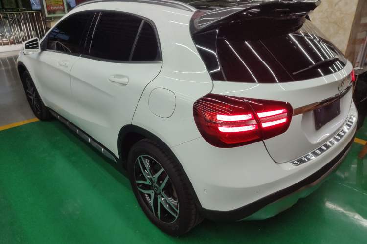 Used Mercedes-Benz GLA 2017 GLA 200 Fashion Model