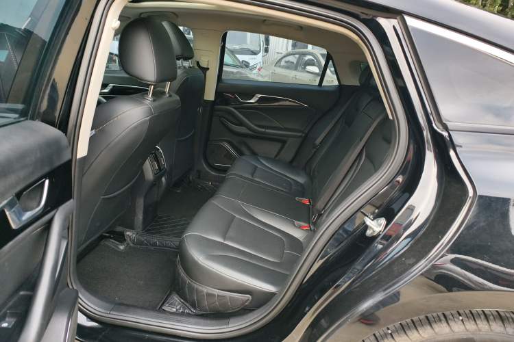 Used Bestune B70 2025 Dragon Edition 1.5T Enjoyment Model