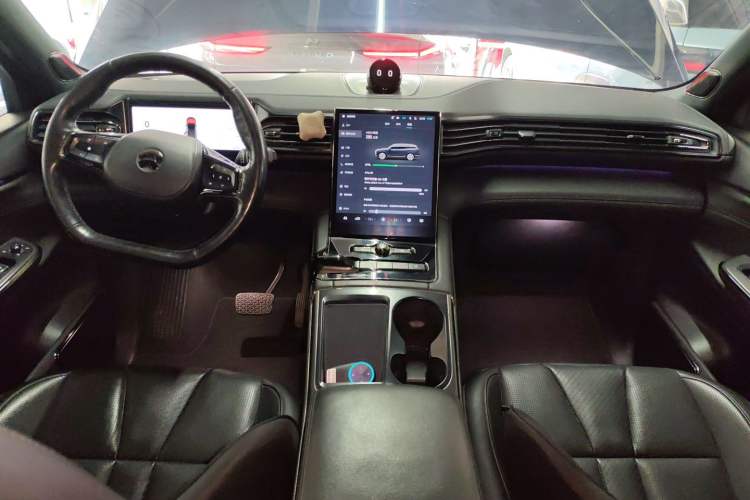 Used Nio ES8 2020 415 km Range 7-Seater Version
