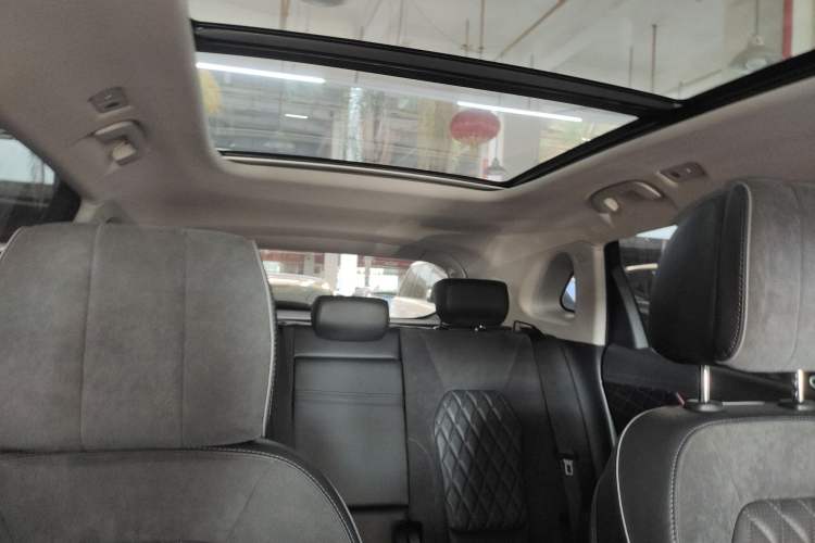 Used Hongqi HS5 2019 2.0T Smart Connect Flagship All-Wheel-Drive Version
