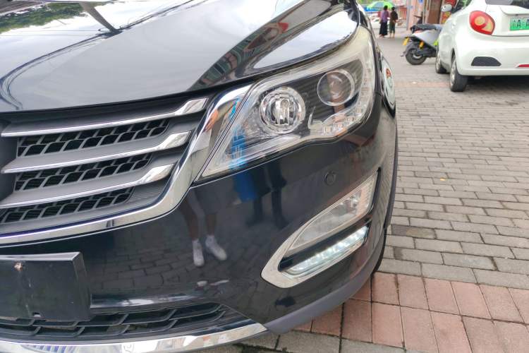 Used Baojun 560 2015 1.8L Manual Luxury Model
