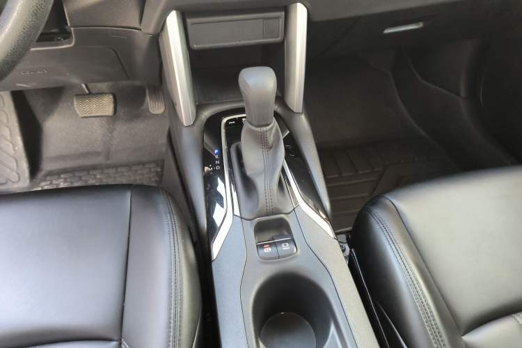 Used Toyota FRONTLANDER 2022 2.0L CVT Elite Edition
