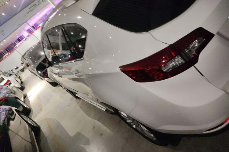 Used Land X5 2016 Plus 1.5T Manual Innovation Edition
