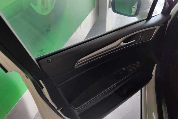 Used Ford Mondeo 2017 EcoBoost 200 Stylish Model