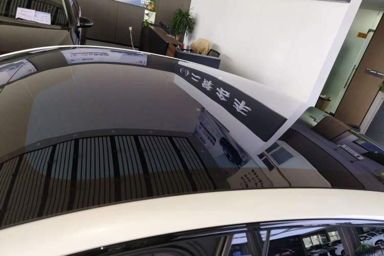 Used  SU7 2024 Rear-Drive Long-Range Intelligent Driving Version
