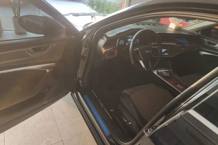 Used Audi A6L 2024 45 TFSI Prestige Dynamic Edition
