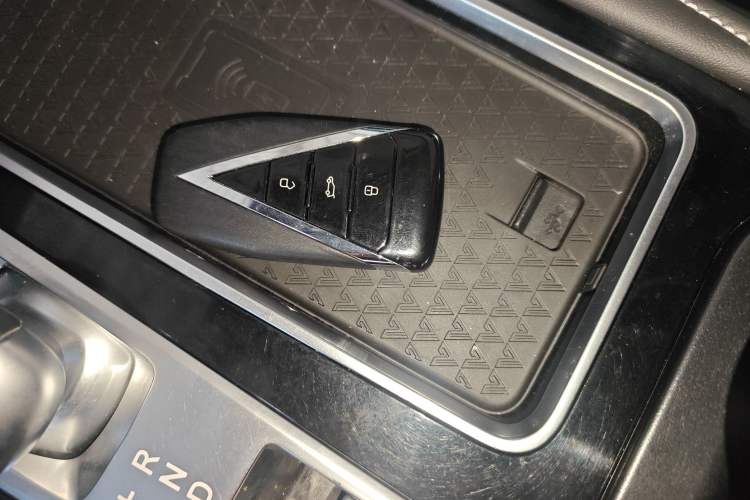 Used Venucia Star 2020 260T Automatic 48V Mild Hybrid Turbocharged Star Edition
