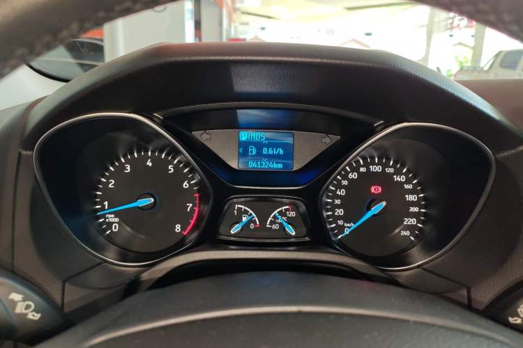 Used Ford Focus 2018 Hatchback Classic 1.6L Automatic Trendy SmartDrive Edition