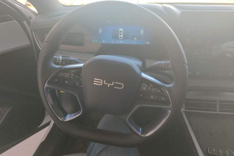 Used BYD Seal 2024 HONOR Edition DM-i 1.5L 121km Luxury Model