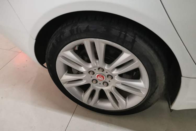 Used Jaguar XEL 2019 2.0T 200 PS Deluxe Edition