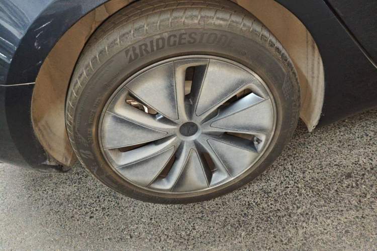 Used Tesla Model 3 2025 Rear-Wheel-Drive Version

