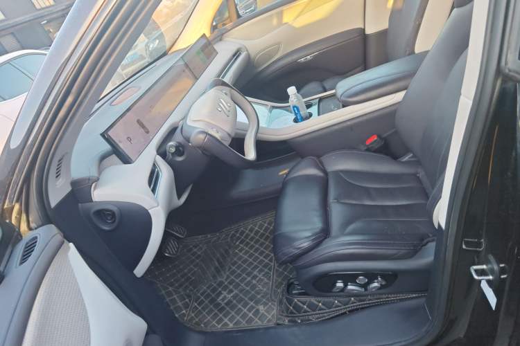 Used  LS7 2023 90 kWh Elite Rear-Drive Version
