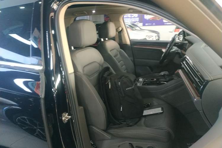Used Volkswagen Touareg 2019 2.0TSI Ruiyi Edition China VI Standard