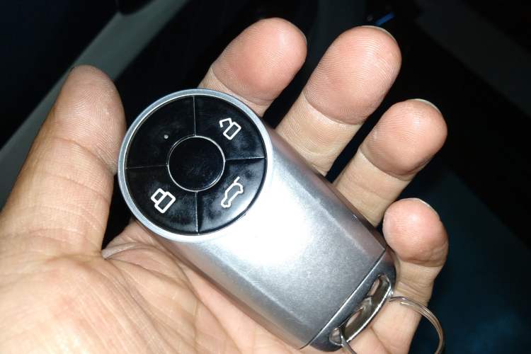 Used ORA Good Cat 2021 400km Standard Range Venus Edition Lithium-Ion Battery