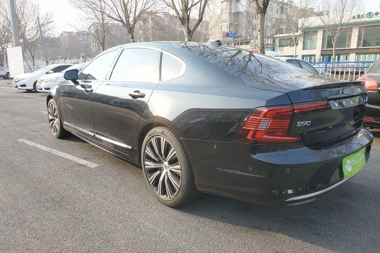 Used Volvo S90 2024 B5 Luxury Smart Edition