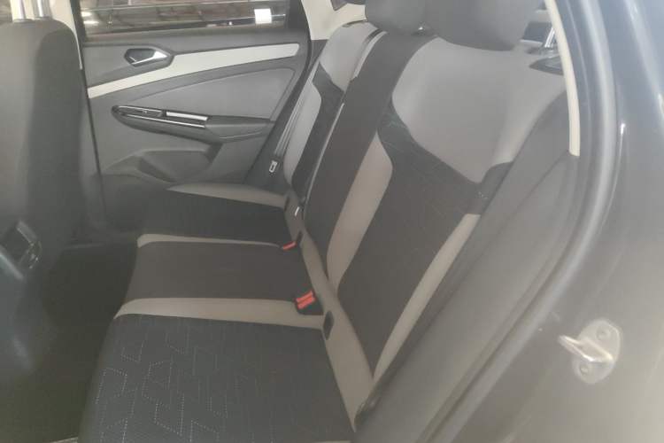 Used Jetta VS5 2022 280TSI Automatic Trend Edition
