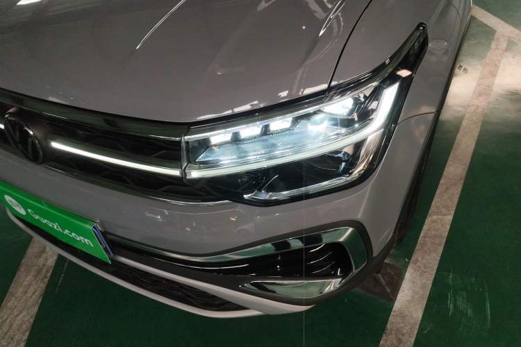 Used Volkswagen Tharu 2023 300TSI Two-Wheel-Drive Full Moon Edition