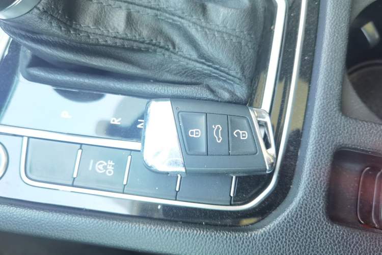 Used Volkswagen Magotan 2020 330TSI DSG Leading Model
