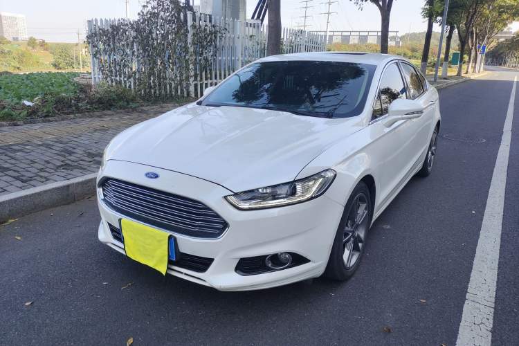Used Ford Mondeo 2013 2.0L GTDi240 Luxury Sport Model

