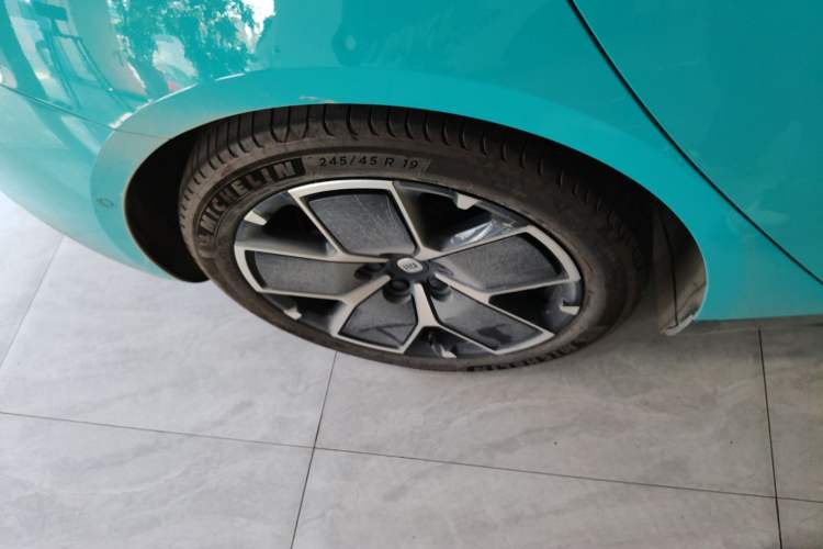 Used  SU7 2024 Rear-Drive Ultra-Long Range Advanced Pro-Level Intelligent Driving Version
