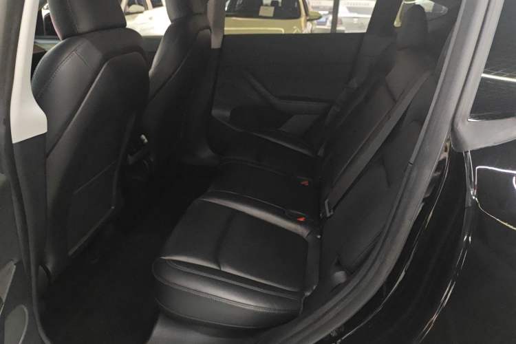 Used Tesla Model Y 2022 Rear-Wheel-Drive Version
