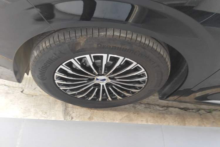 Used Denza D9 2024 DM-i 980 Four-Wheel Drive Prestige Model