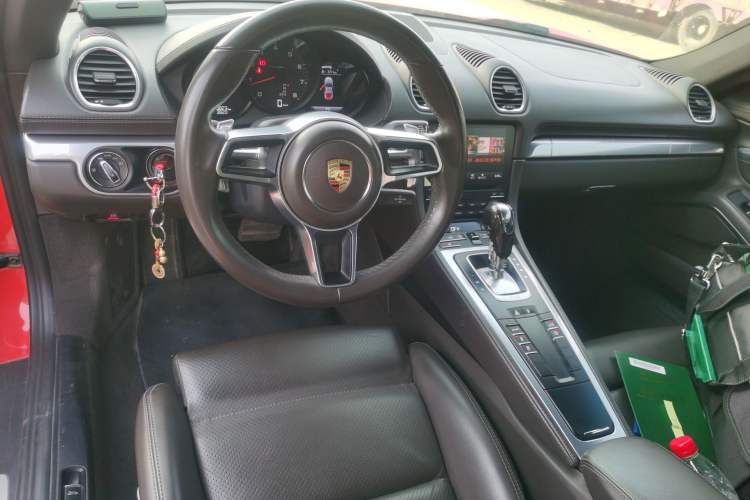 Used Porsche 718 2016 Cayman 2.0T