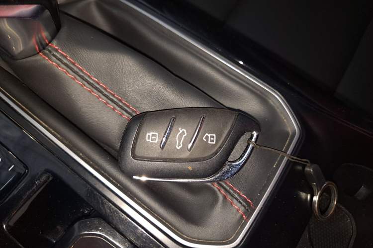 Used MG 5 2022 180 DVVT CVT Youth Luxury Edition
