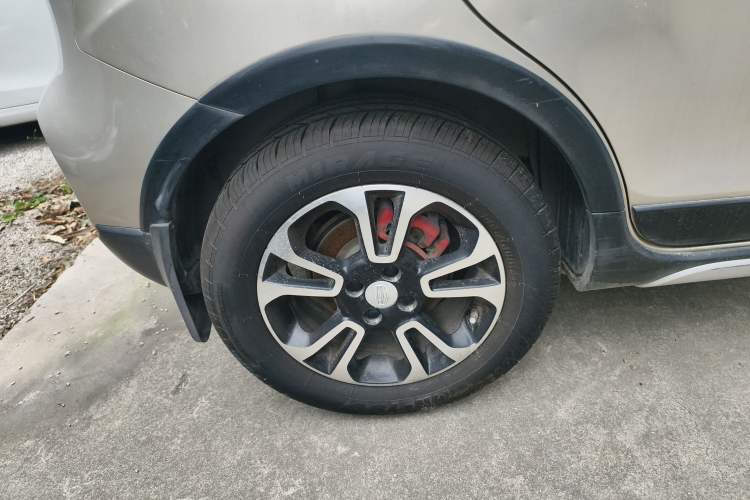 Used Geely Auto Vision X3 2017 1.5L Manual Luxury Model
