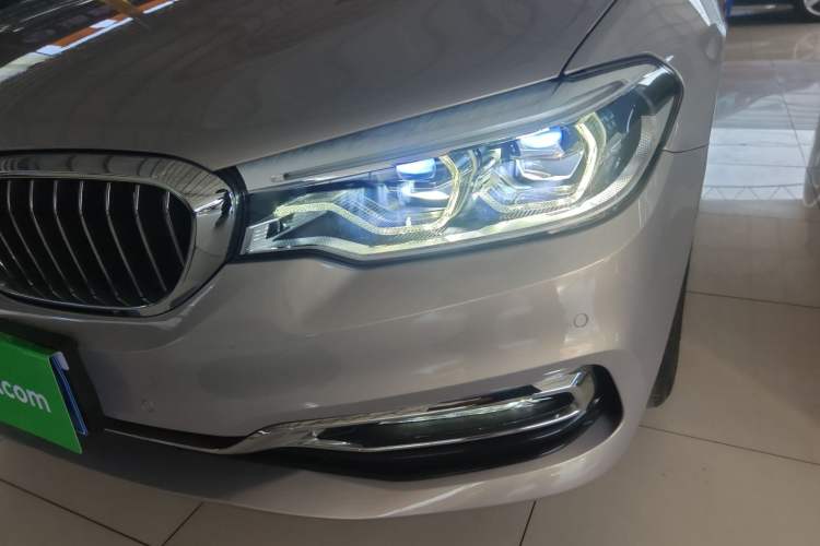 Used BMW 5 Series 2018 530Li Luxury Edition Premium Package
